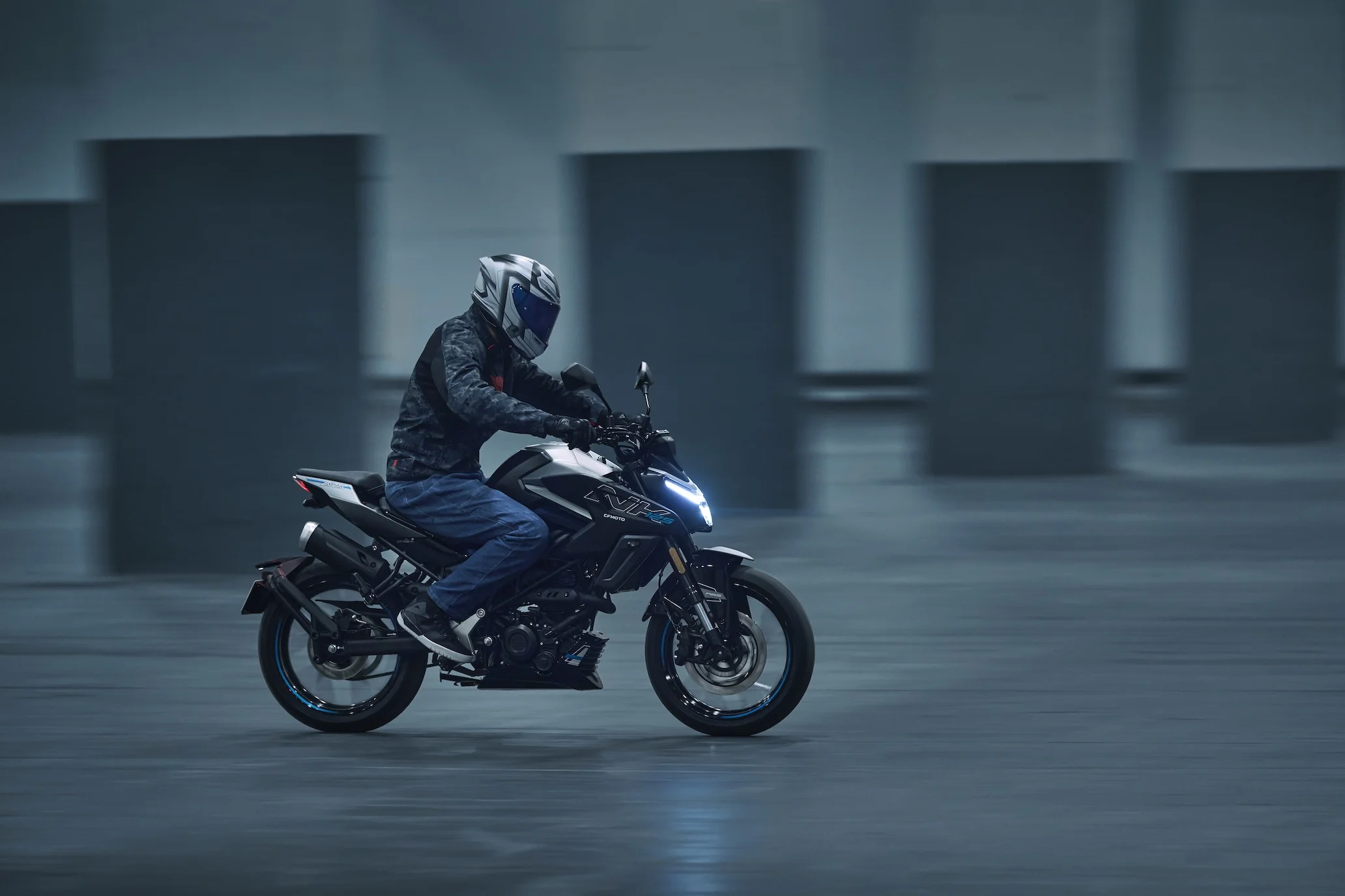CFMOTO 125NK - Obrázek 2