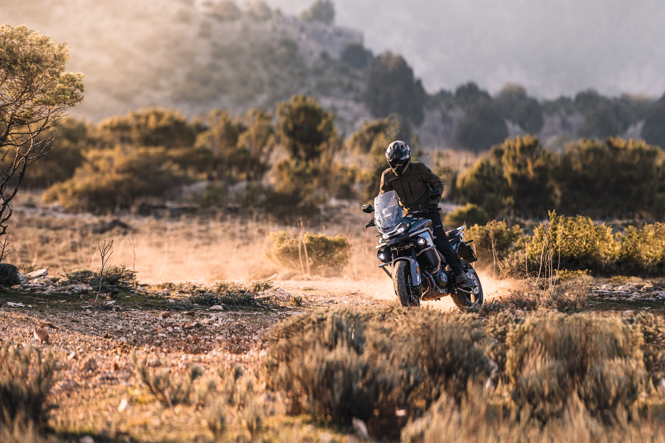 CFMOTO 800MT Sport - Obrázek 7