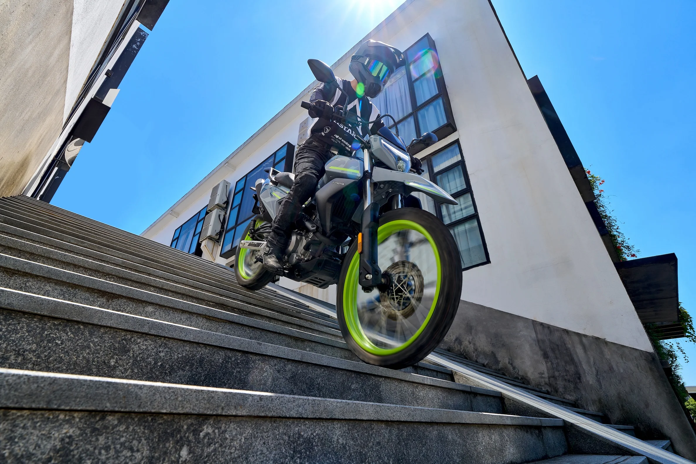 CFMOTO 250DUAL - Obrázek 2