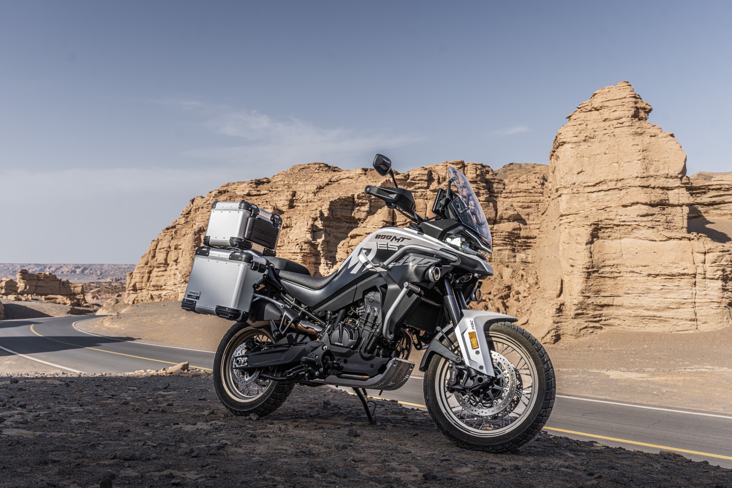 CFMOTO 800MT-ES EXPLORE - Obrázek 8